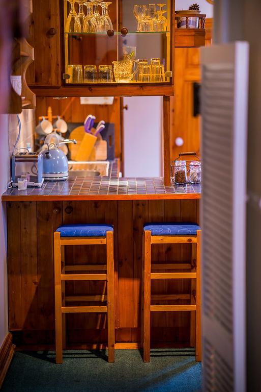 The Small House Листоуел Екстериор снимка
