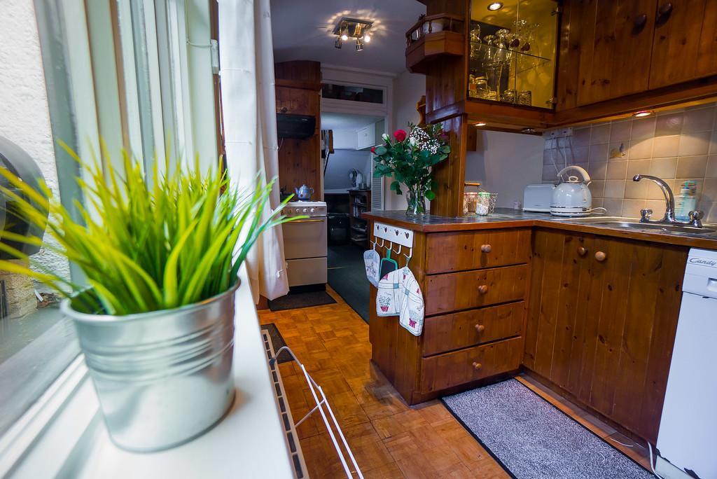 The Small House Листоуел Екстериор снимка